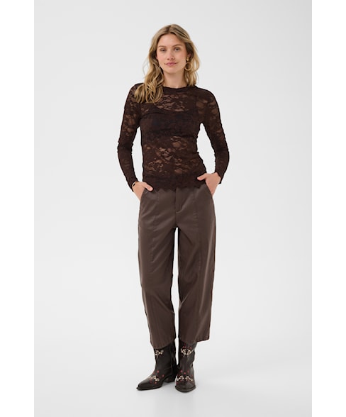 10615470 | Bloes Pitia Lace
