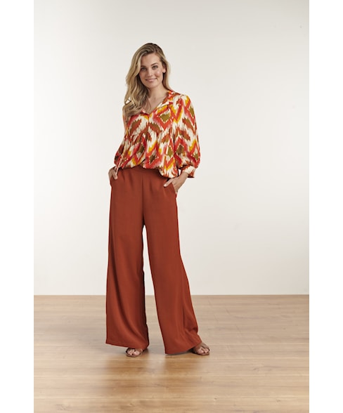 23049 | Broek