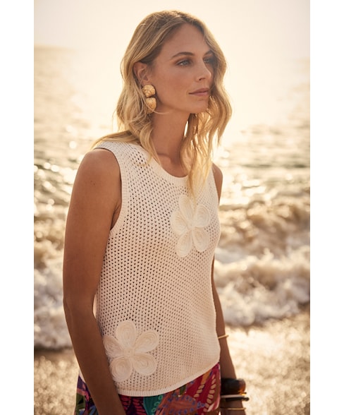 c25-20-601 | Top Crochet