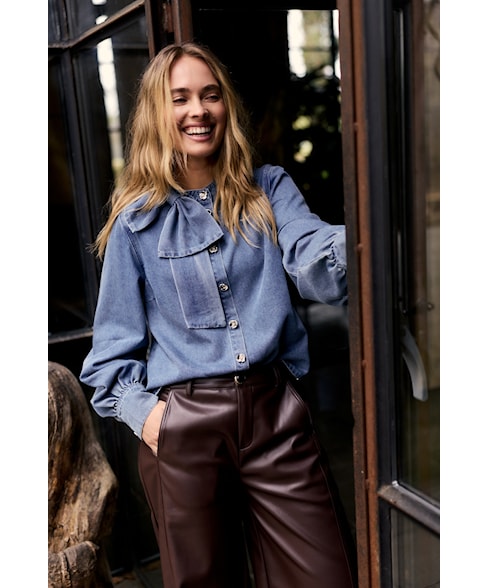 c26-21-301 | Bloes Denim bow
