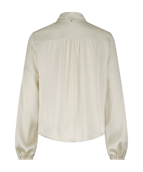 c17-18-401 | Bloes satin-look