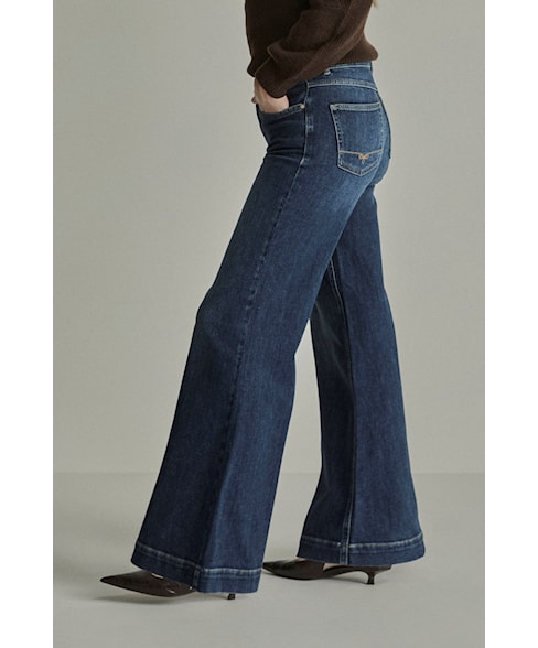 266434 | Broek Sharon
