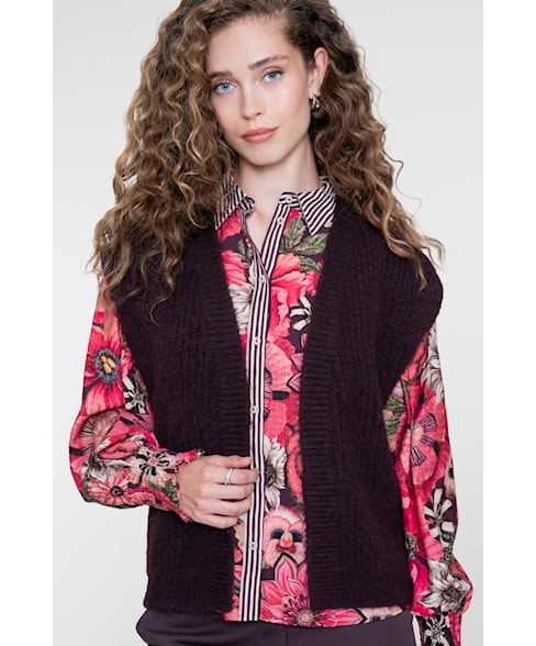 64838-29 | Gilet knitted