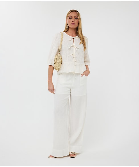 09209 | Bloes Embroidery