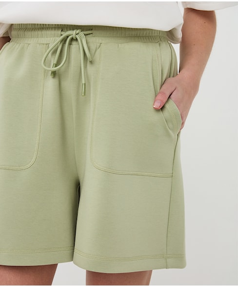 05210 | Short Modal