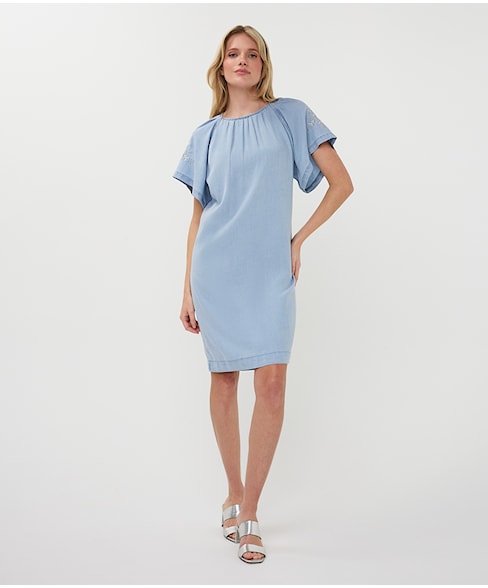 28247 | Jurk Embroidery