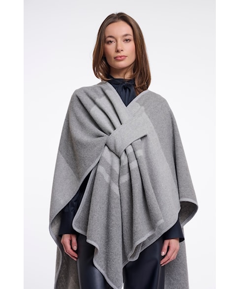 levi 7002611 | Cape Levi