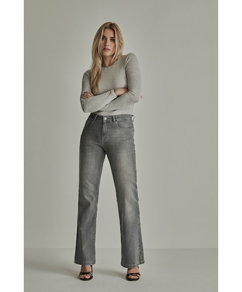 212136 | Broek Eve