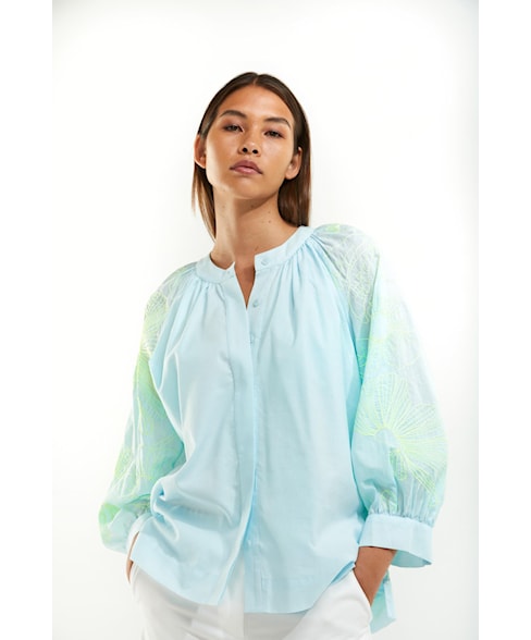 s2338bl | Bloes Yumi