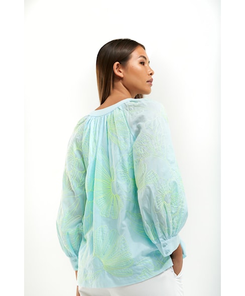 s2338bl | Bloes Yumi