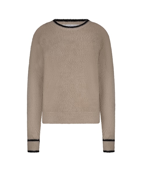 srb4642a | fluffy sweater