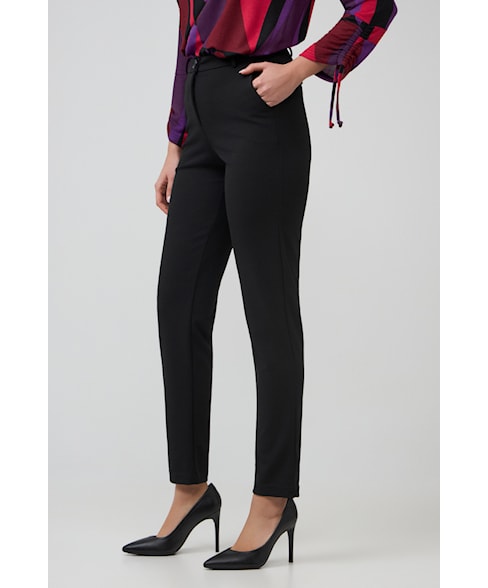 2569 | Broek